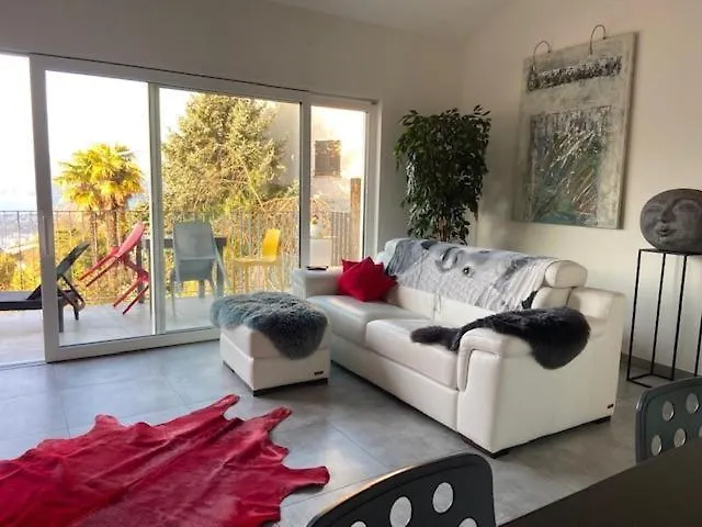 Lägenhet Casa Collina Locarno